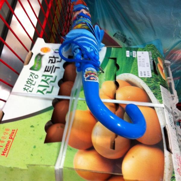 Photo taken at 홈플러스 (Home Plus) by hyejeong J. on 3/22/2012-庆尚南道昌原市斗大洞415 Photo taken at 홈플러스 (Home Plus) by hyejeong J. on 3/22/2012