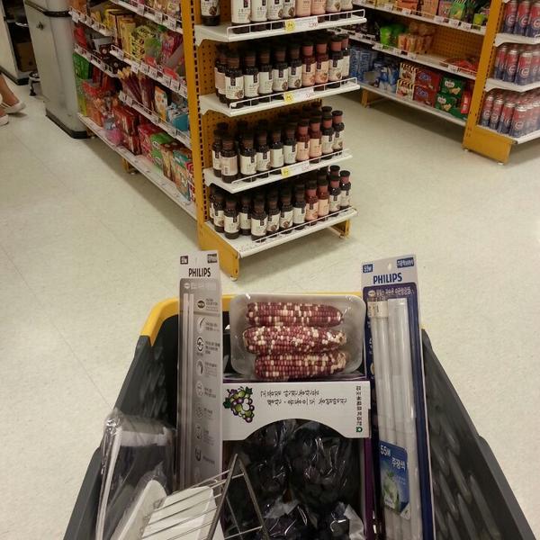 Photo taken at 이마트 (e-mart) by DC N. on 9/3/2014