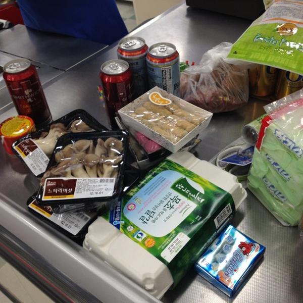 Photo taken at 홈플러스 (Home plus) by miseon K. on 9/30/2012-忠清北道清州中央商务区8 Photo taken at 홈플러스 (Home plus) by miseon K. on 9/30/2012