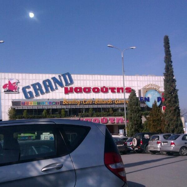 Photo taken at Grand Μασούτης by Sotiris Z. on 1/28/2013