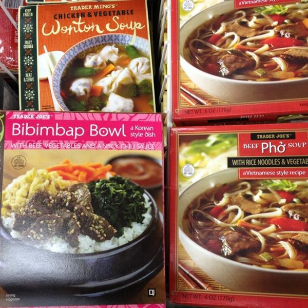 Photo taken at Trader Joe's by James L. on 4/1/2012-加尼福尼亚洛杉矶塞普尔维达大道3456(在棕榈大道) Photo taken at Trader Joe's by James L. on 4/1/2012