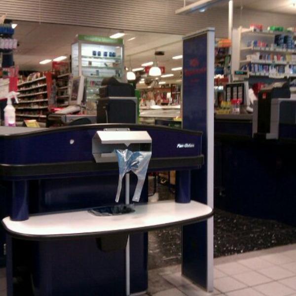 Photo taken at ICA Supermarket - Ekershallen by Thomas B. on 9/20/2011-瑞典厄勒布鲁省厄勒布鲁厄科斯路14号 Photo taken at ICA Supermarket - Ekershallen by Thomas B. on 9/20/2011