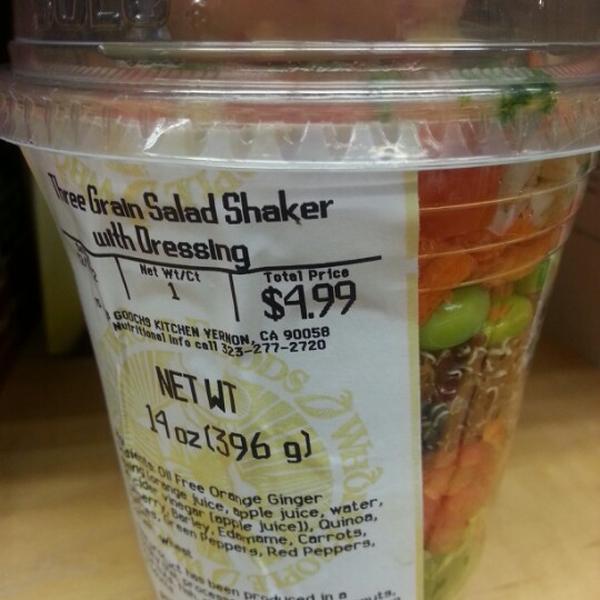Photo taken at Whole Foods Market by Matthias S. on 12/15/2012-加尼福尼亚雷东多海滩太平洋海岸高速公路405(山茶花和绿柱石街之间) Photo taken at Whole Foods Market by Matthias S. on 12/15/2012