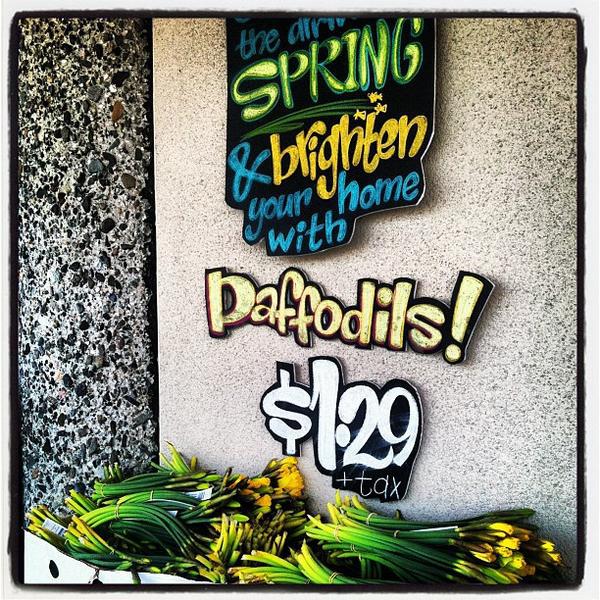 Photo taken at Trader Joe's by gno m. on 3/24/2013-美国加利福尼亚州长滩太平洋海岸高速公路东6451 Photo taken at Trader Joe's by gno m. on 3/24/2013