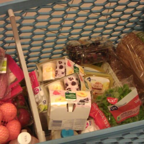 Photo taken at Albert Heijn XL by Albert S. on 7/4/2012-荷兰北布拉班特省蒂尔堡简海因斯街10号 Photo taken at Albert Heijn XL by Albert S. on 7/4/2012
