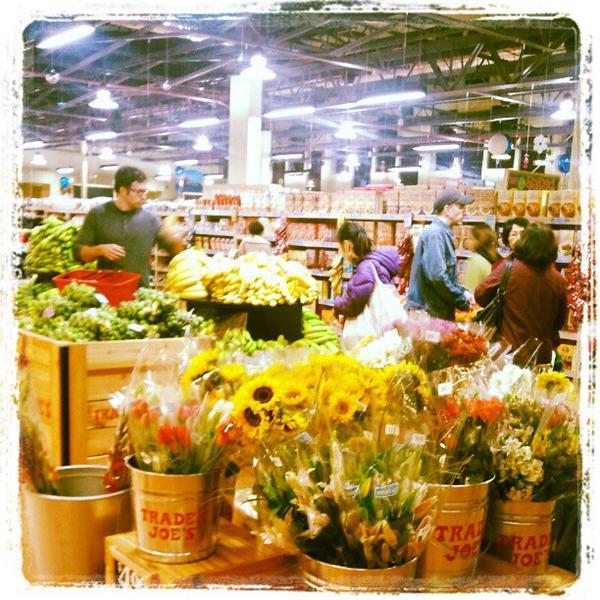 Photo taken at Trader Joe's by Michael Y. on 12/1/2012-加尼福尼亚旧金山海德街1095(在加州街) Photo taken at Trader Joe's by Michael Y. on 12/1/2012