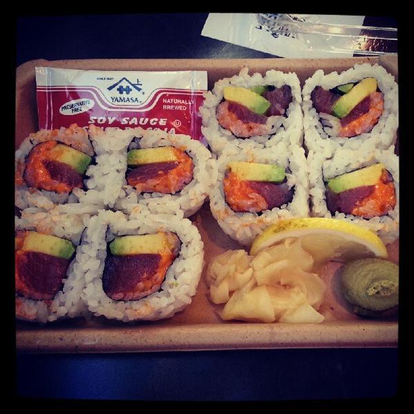 Photo taken at Whole Foods Market by Photo L. on 10/1/2012-加尼福尼亚圣莫尼卡威尔希尔大道500(在第5街) Photo taken at Whole Foods Market by Photo L. on 10/1/2012