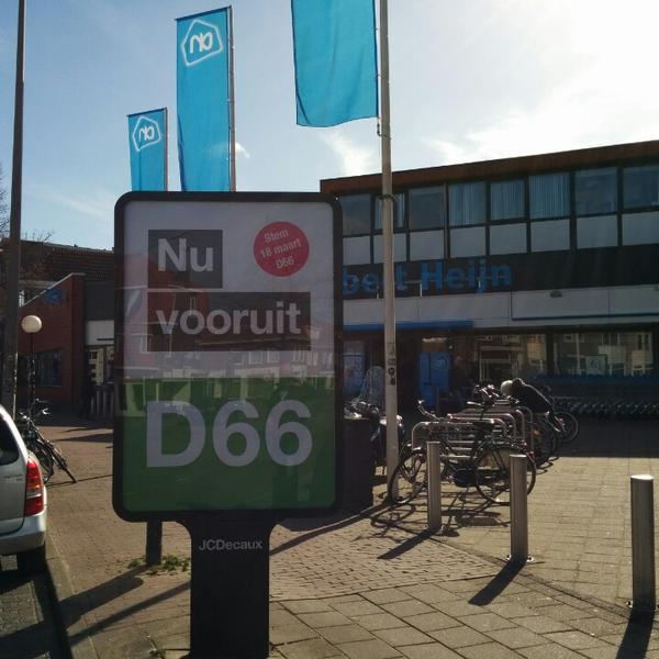 Photo taken at Albert Heijn by Moermanology on 3/10/2015-荷兰格尔德兰奈梅亨达尔斯路200号 Photo taken at Albert Heijn by Moermanology on 3/10/2015