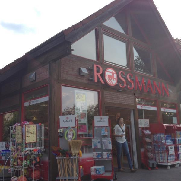 Photo taken at Rossmann by Nati on 8/22/2013