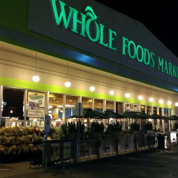 Photo taken at Whole Foods Market by Frank H. on 9/18/2013-美国加利福尼亚州洛杉矶费尔法克斯大道6350 Photo taken at Whole Foods Market by Frank H. on 9/18/2013