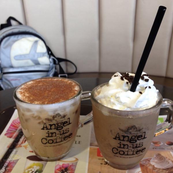 Photo taken at 롯데마트 (LOTTE Mart) by Soju B. on 11/3/2013