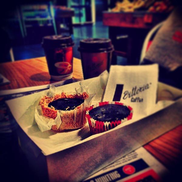 Photo taken at Woolworths by jaddan b. on 7/15/2013