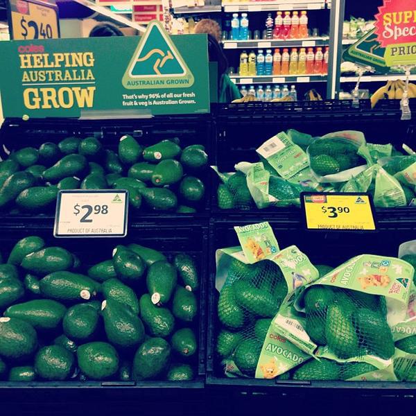 Photo taken at Coles Central by Kunrapat P. on 4/7/2013-澳大利亚维多利亚州墨尔本中央商场 Photo taken at Coles Central by Kunrapat P. on 4/7/2013