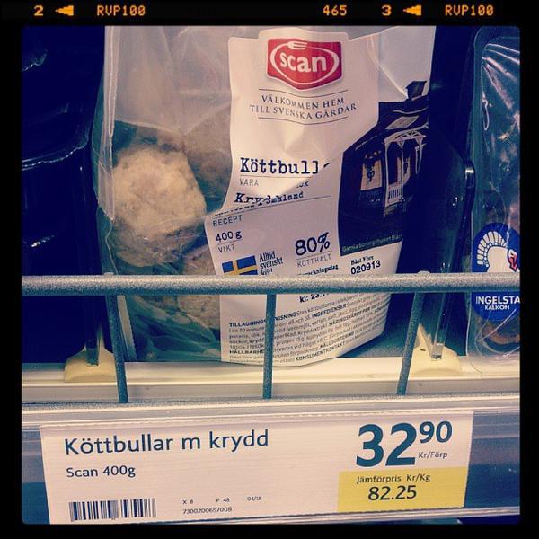 Photo taken at ICA Maxi by Markus E. on 8/27/2013