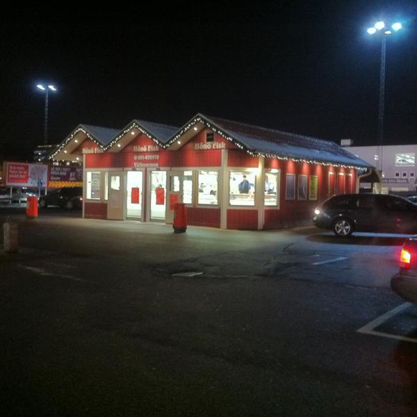 Photo taken at ICA Maxi by M H. on 1/22/2013