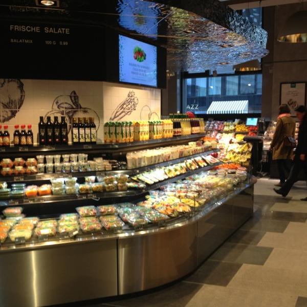 Photo taken at MERKUR Hoher Markt by Martina on 10/12/2012