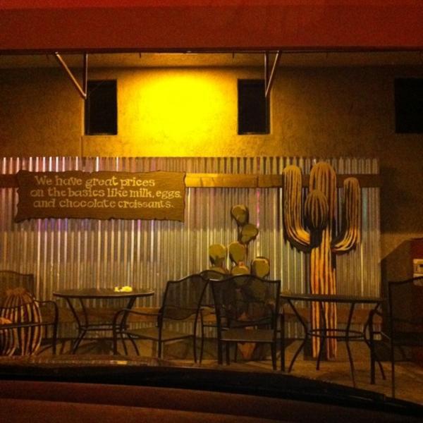 Photo taken at Trader Joe's by Stephanie Nicole M. on 4/5/2012-美国阿利桑那州图森格兰特路东4766 Photo taken at Trader Joe's by Stephanie Nicole M. on 4/5/2012