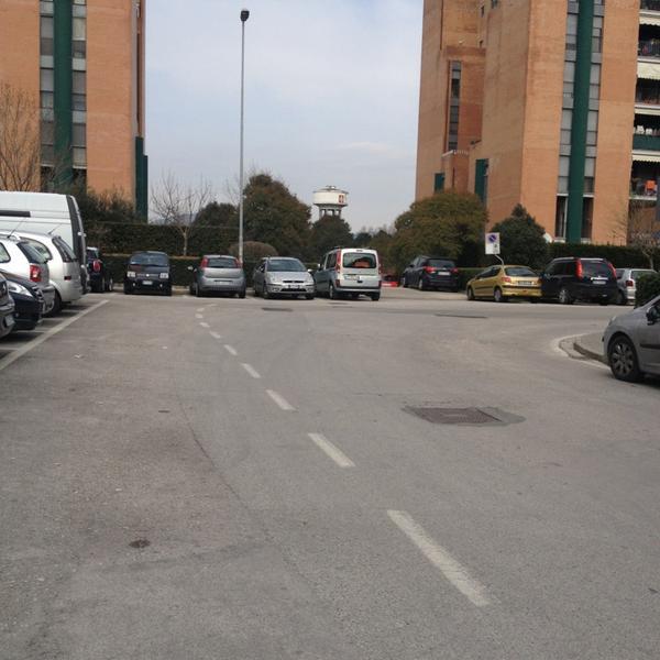 Photo taken at Coop Cisanello, Pisa by Francesca R. on 3/1/2013-意大利托斯卡纳比萨斯散奈尔1-3区马纳拉瓦尔吉米利路 Photo taken at Coop Cisanello, Pisa by Francesca R. on 3/1/2013