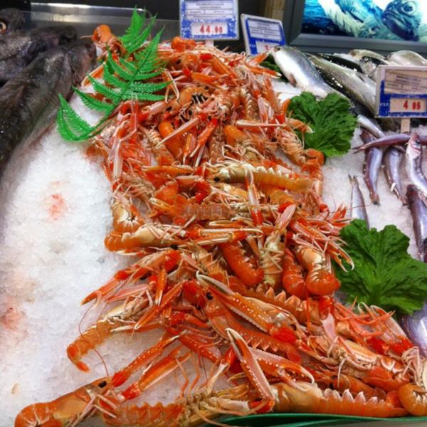 Photo taken at El Corte Inglés by Mireia T. on 3/10/2012