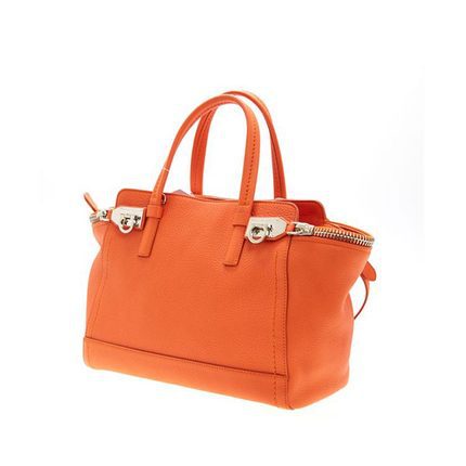 Ferragamo/菲拉格慕正品 21E424新款VERVE的系列小号手提单肩包 Ferragamo/菲拉格慕正品 21E424新款VERVE的系列小号手提单肩包