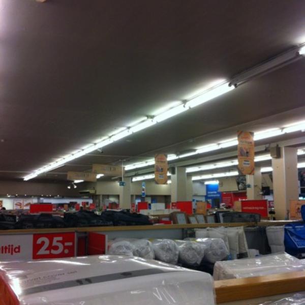 Photo taken at HEMA by Thijs v. on 8/16/2012-荷兰阿姆斯特丹林尼厄斯街245号 Photo taken at HEMA by Thijs v. on 8/16/2012