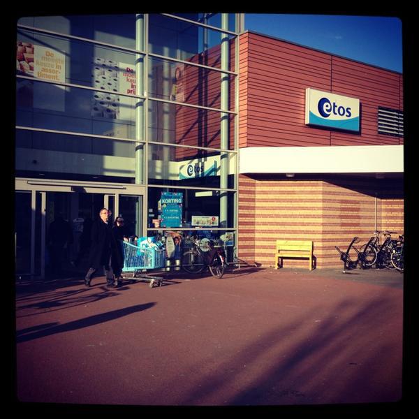 Photo taken at Albert Heijn XL by Remco v. on 3/14/2013-荷兰北布拉班特省蒂尔堡简海因斯街10号 Photo taken at Albert Heijn XL by Remco v. on 3/14/2013