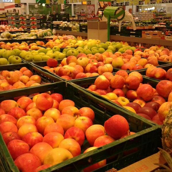 Photo taken at Kaufland by Viktorija L. on 6/18/2013-德国柏林喷泉大道105 Photo taken at Kaufland by Viktorija L. on 6/18/2013