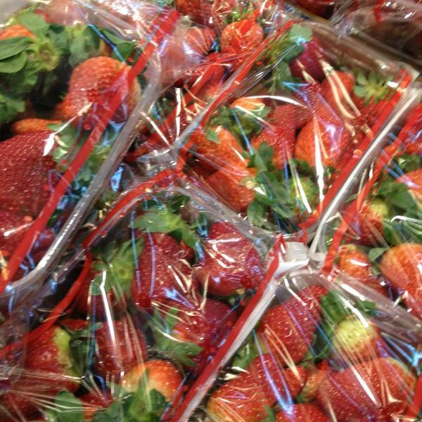 Photo taken at Kaufland by Aga on 3/25/2013-德国柏林喷泉大道105 Photo taken at Kaufland by Aga on 3/25/2013