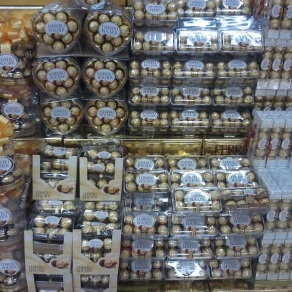 Photo taken at 홈플러스 (Home Plus) by 얄미 on 2/10/2012-京畿道高阳市义山817 Photo taken at 홈플러스 (Home Plus) by 얄미 on 2/10/2012