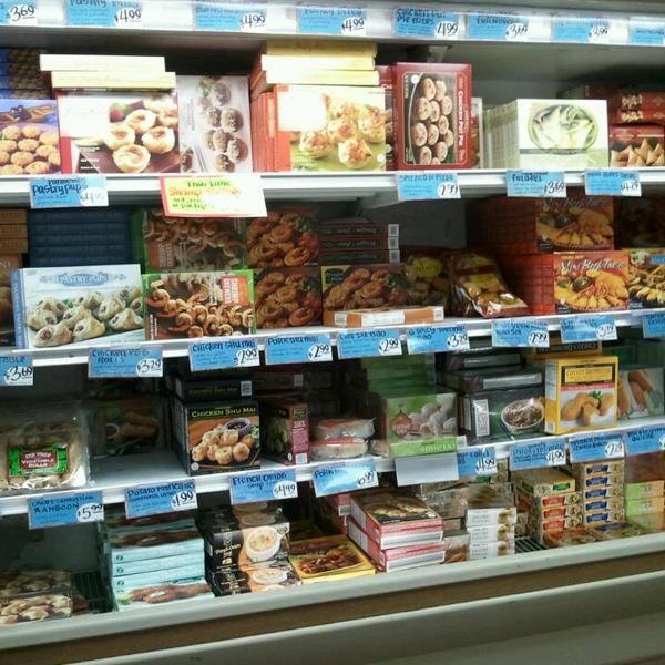 Photo taken at Trader Joe's by Moo J. on 3/17/2013