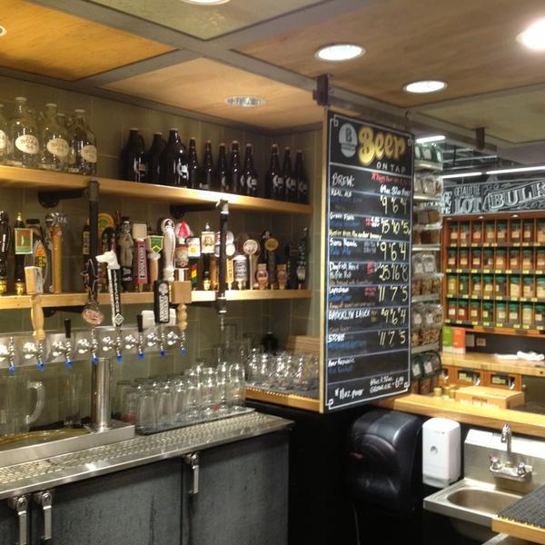 Photo taken at Whole Foods Market by Leprechaun Cider Company on 2/25/2013-德克萨斯州休斯敦达拉斯街701 Photo taken at Whole Foods Market by Leprechaun Cider Company on 2/25/2013