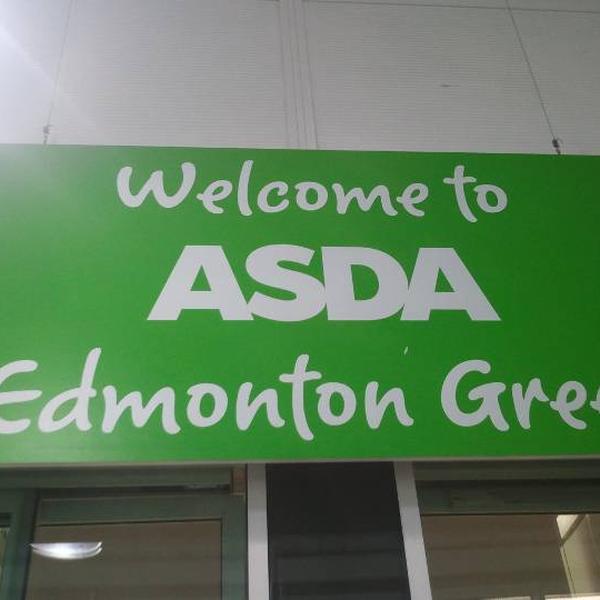 ASDA 英国伦敦埃德蒙顿西芒1号
