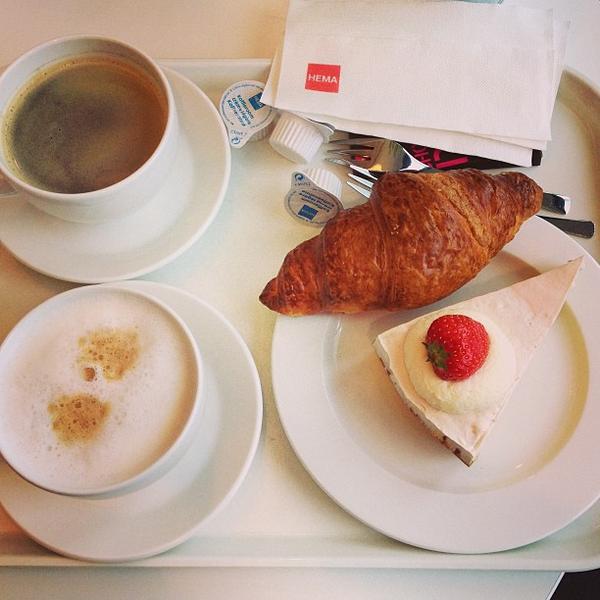 Photo taken at HEMA by Isıl G. on 6/10/2013-荷兰南荷兰省鹿特丹市中心广场2号 Photo taken at HEMA by Isıl G. on 6/10/2013