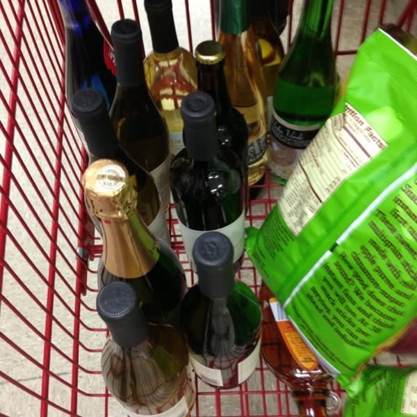 Photo taken at Trader Joe's by Kate S. on 11/6/2012-美国弗吉尼亚州亚历山德里亚圣亚萨北街612 Photo taken at Trader Joe's by Kate S. on 11/6/2012