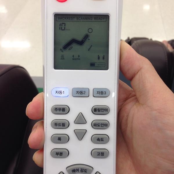 Photo taken at 이마트 (E-Mart) by Tony K. on 9/22/2014-庆尚北道浦项北区188易买得超市 Photo taken at 이마트 (E-Mart) by Tony K. on 9/22/2014