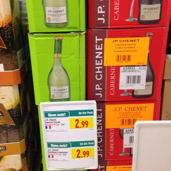 Photo taken at MERKUR Ihr Markt by Margarita M. on 1/2/2015