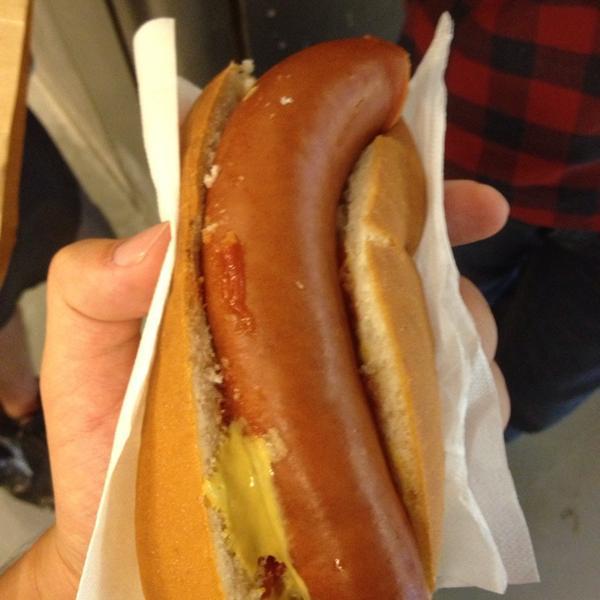 Photo taken at HEMA by Vinicius H. on 7/13/2013