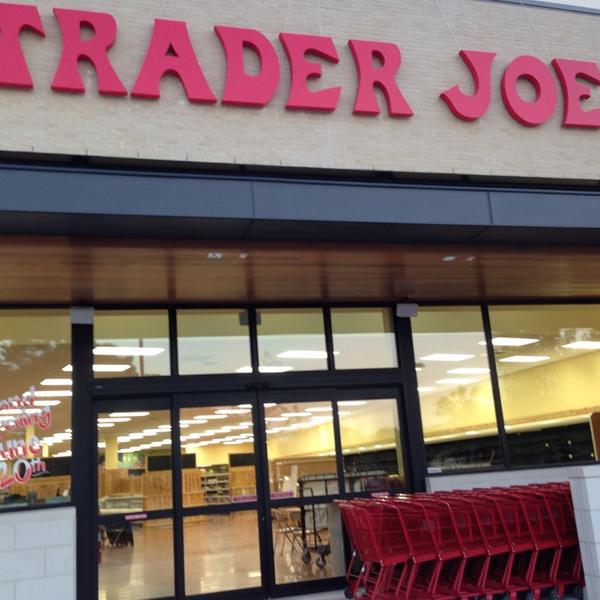 手动咖啡壶Trader Joe's乔氏连锁奥斯汀店图片库