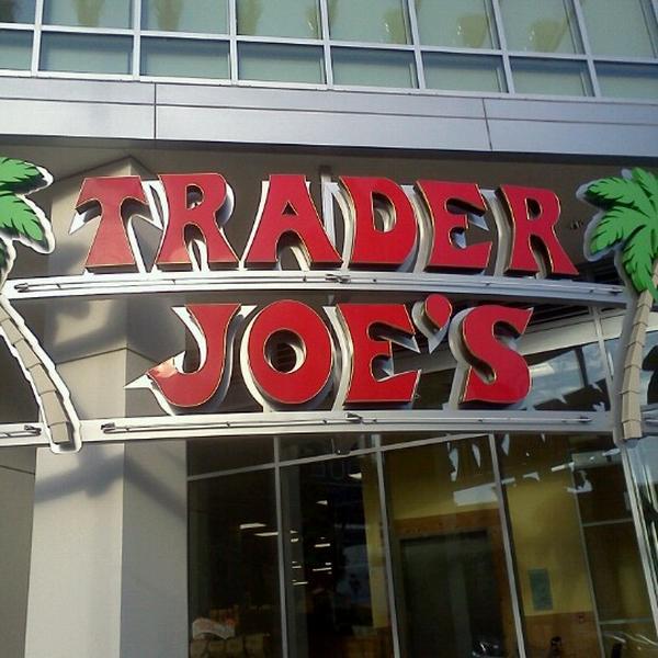 Photo taken at Trader Joe's by Anthony N. on 10/6/2012-美国加利福尼亚州洛杉矶藤街1600 Photo taken at Trader Joe's by Anthony N. on 10/6/2012