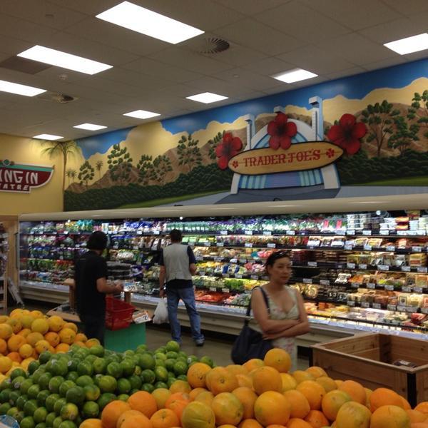 Photo taken at Trader Joe's by Stuart H. on 6/16/2013-美国加利福尼亚州洛杉矶藤街1600 Photo taken at Trader Joe's by Stuart H. on 6/16/2013