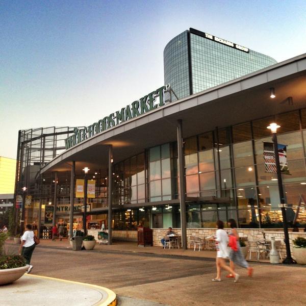 Photo taken at Whole Foods Market by Faith H. on 8/11/2013-德克萨斯州达拉斯科技公园8190(在格林维尔大道) Photo taken at Whole Foods Market by Faith H. on 8/11/2013
