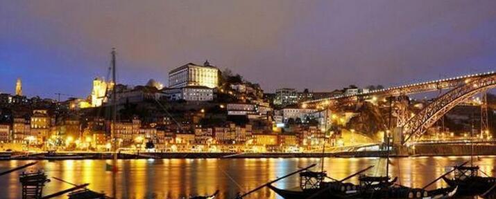 查看加亚新城全部门店