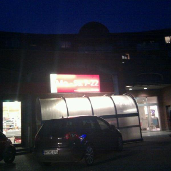 REWE 德国汉堡市德洛赛尔街1号