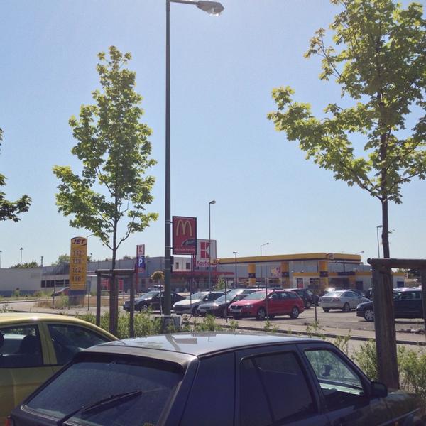 Photo taken at Kaufland by Aykut Erdem C. on 8/5/2013