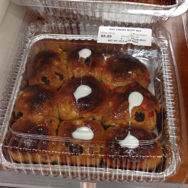 Photo taken at Publix by Mary Pat R. on 3/16/2014