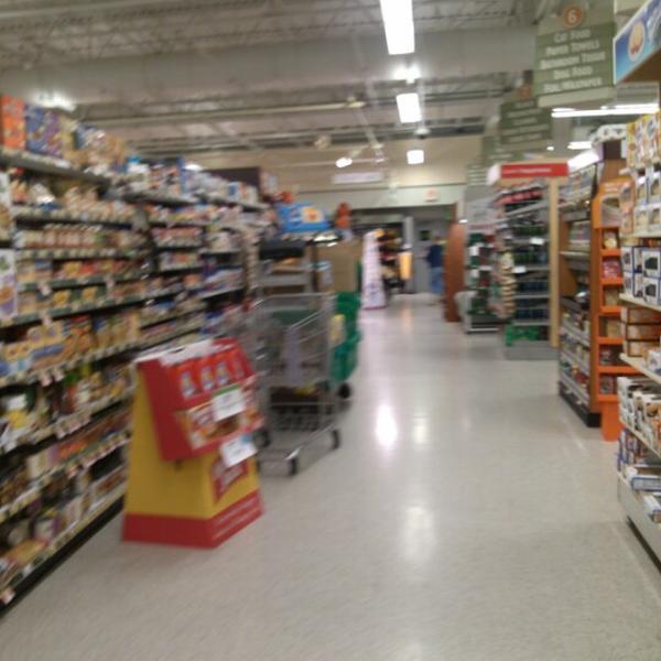 Photo taken at Publix by MONTGOMMERY M. on 10/18/2012