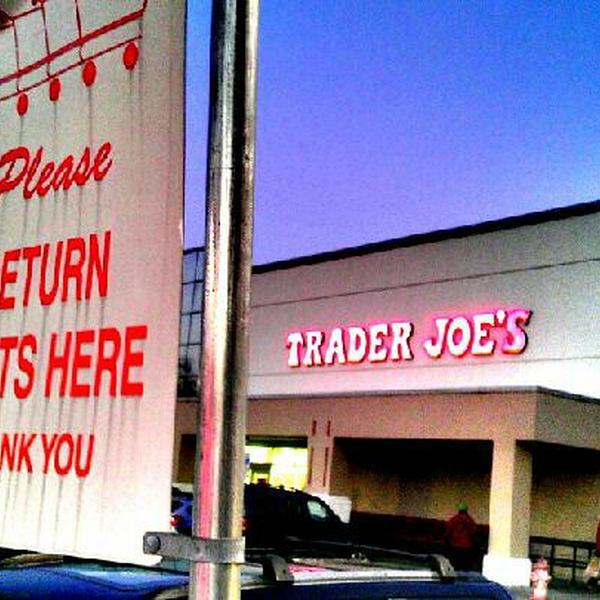 Photo taken at Trader Joe's by Seamas O. on 1/6/2013-纽泽西州帕拉默斯米德兰大道404号 Photo taken at Trader Joe's by Seamas O. on 1/6/2013