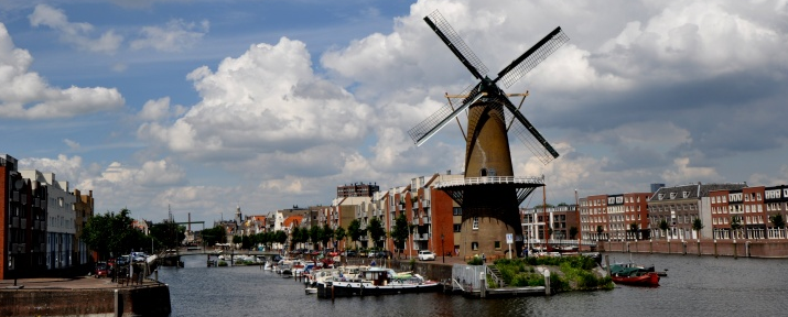 查看鹿特丹全部门店