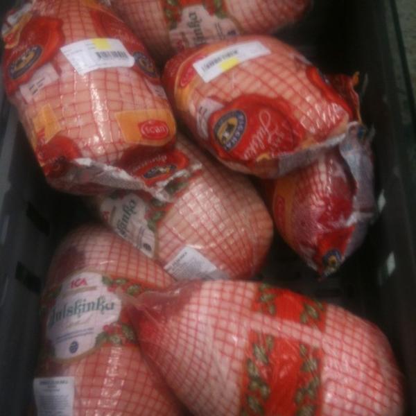 Photo taken at ICA Supermarket Luthagens Livs by Charles K. on 12/6/2012