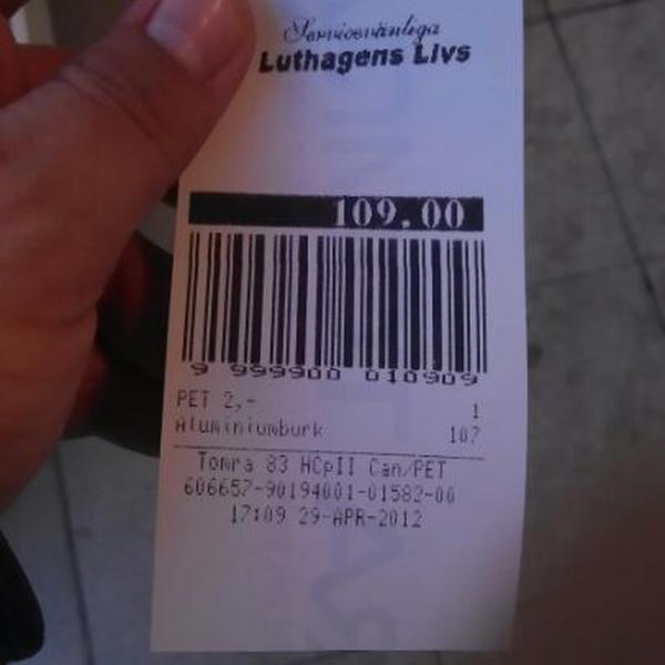 Photo taken at ICA Supermarket Luthagens Livs by Görkem G. on 4/29/2012